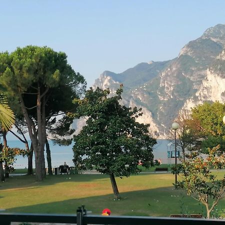 Terrazza Sul Lago Riva del Garda Extérieur photo