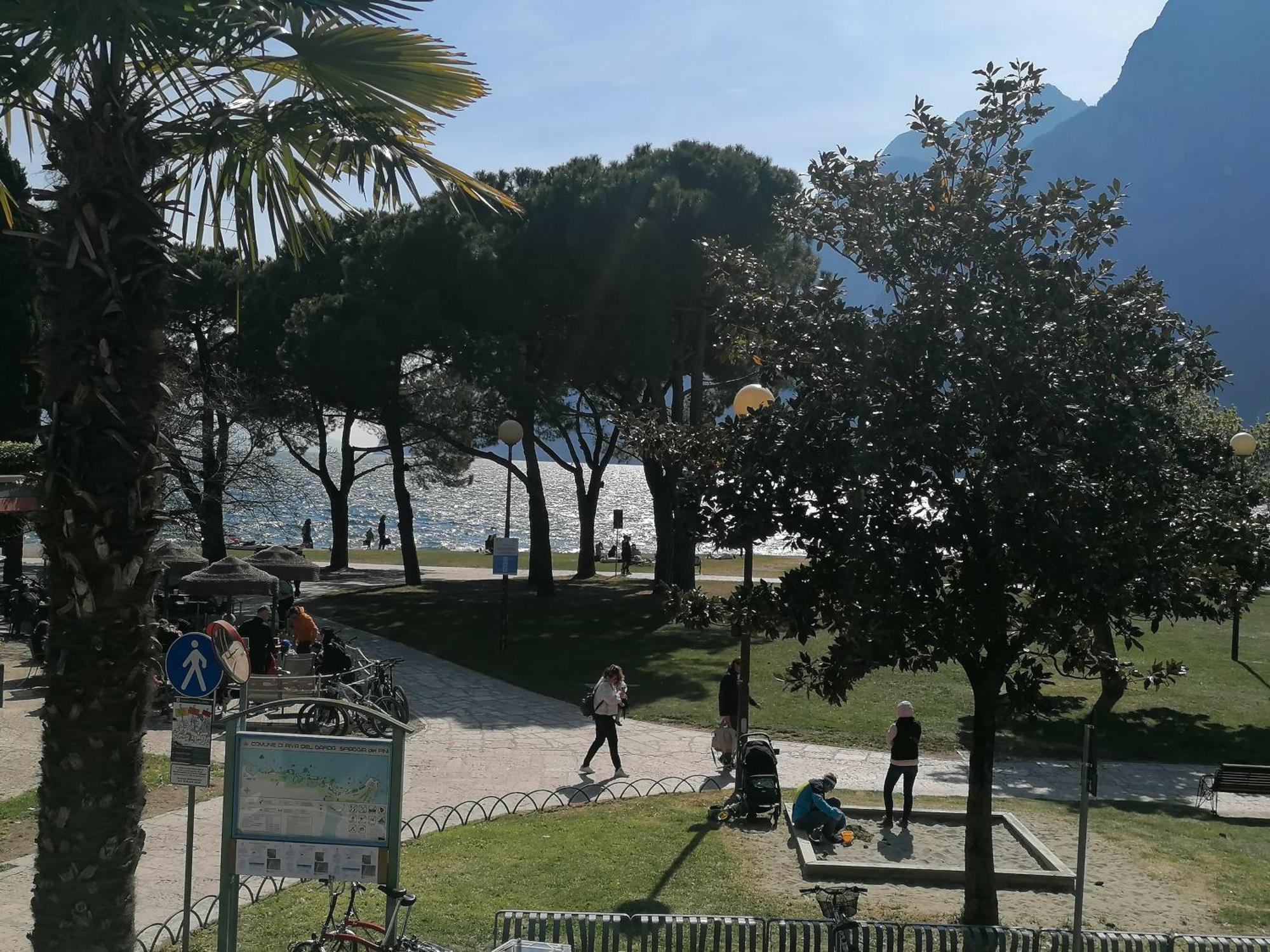 Terrazza Sul Lago Riva del Garda Extérieur photo